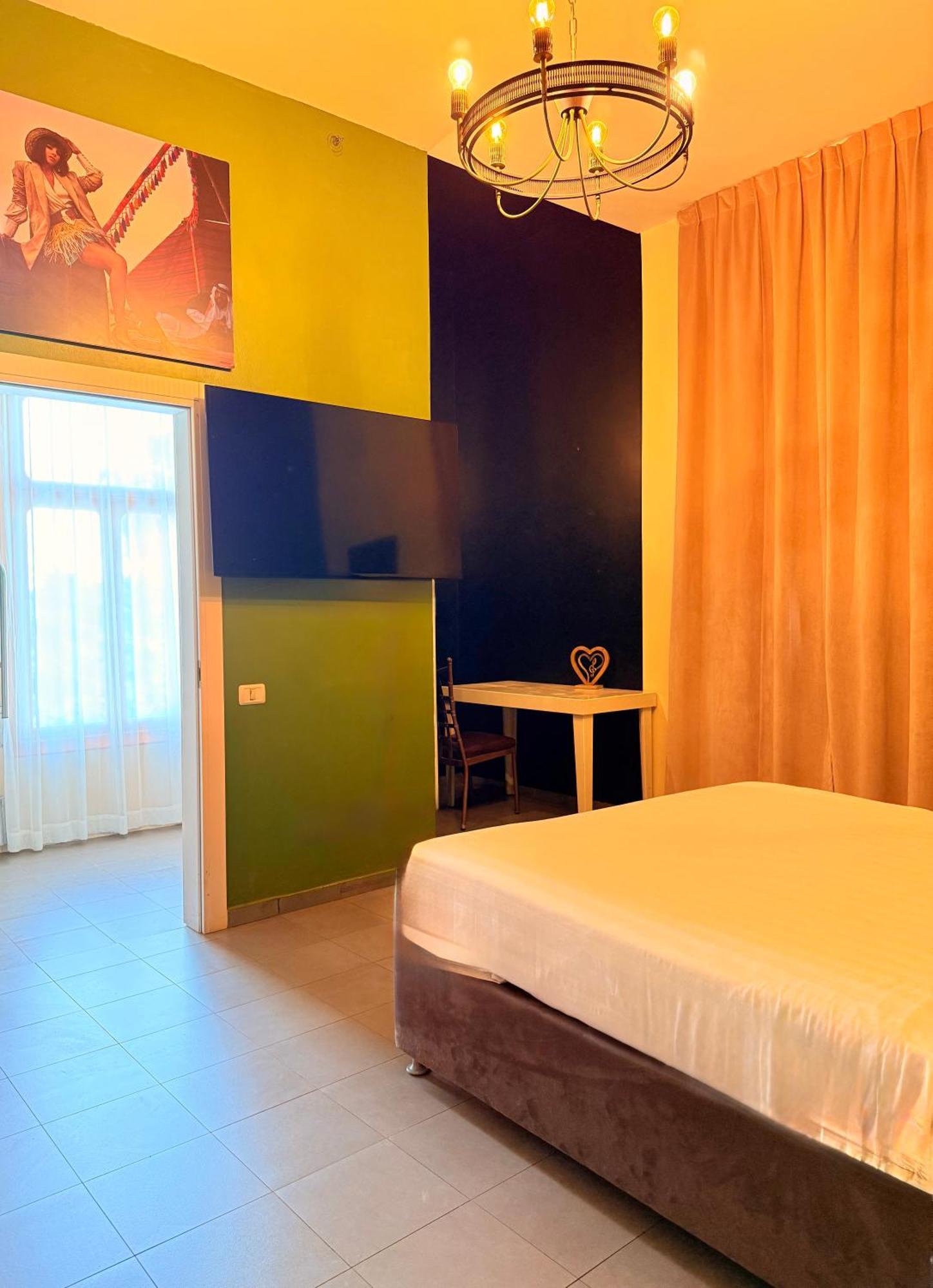 Inta Hotel (Adults Only) Tel Aviv Eksteriør bilde